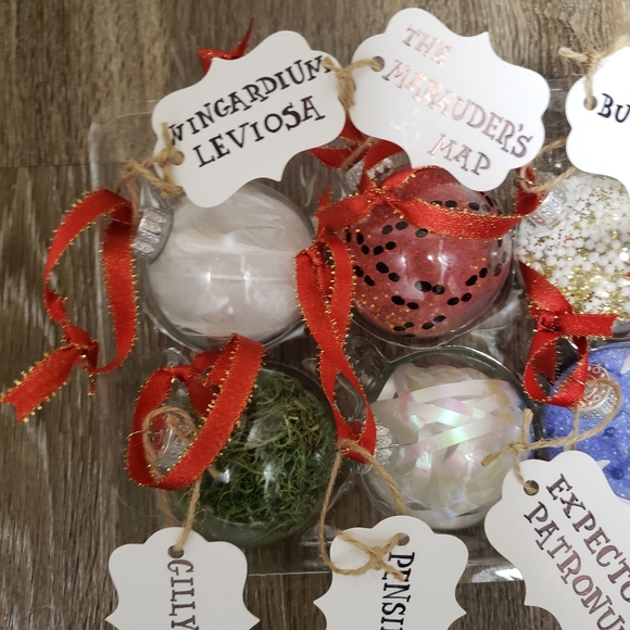 Harry Potter Themed Ornament Set 8 Pieces Handmade - Picture 4 of 4